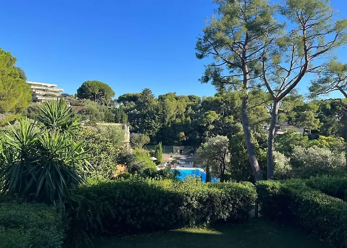 Dragonniere, Superbe 2P Vue Parc Et Piscine, Pres De Monaco